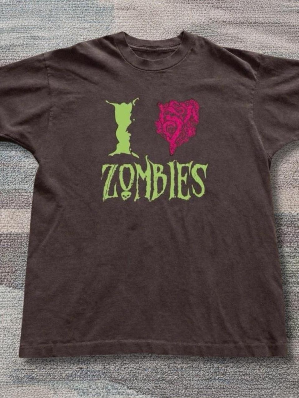 Gildan Black Short Sleeve Tee with Green 'ZOMBIES' and Pink Heart Graphic